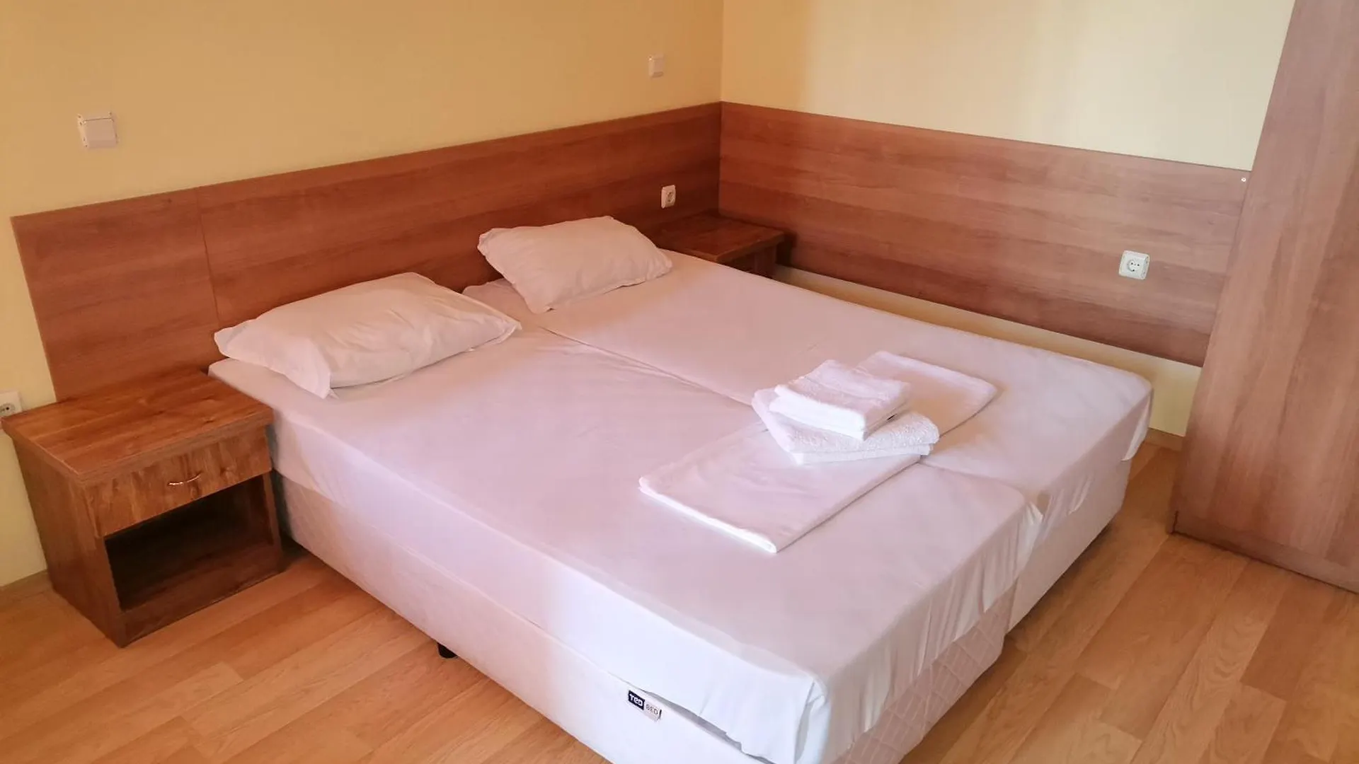 Villa B&B ヴァルナ